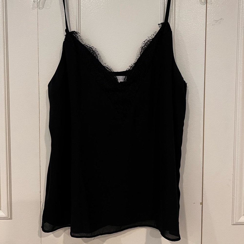 Socialite tank top